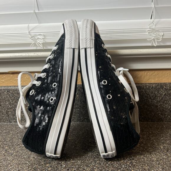Converse All Star Low Top Women Sz 8 Sequined Black Canvas Sneaker Skate Lace Up - Picture 5 of 10